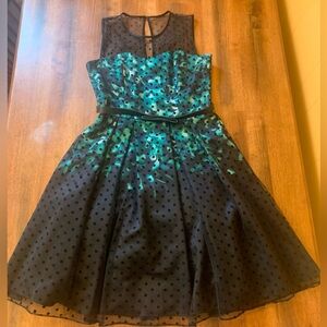 Cb established 1962 size 6 green and black Swiss dot 50’s style belted dress si…